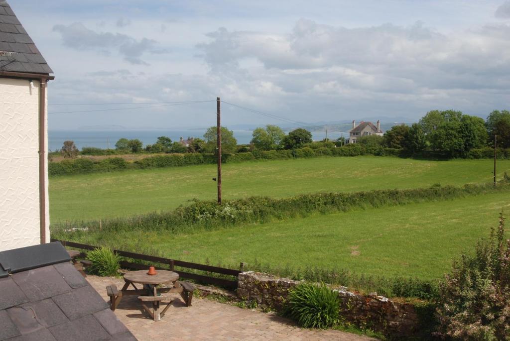 Ty Dderw Country Inn Moelfre Zimmer foto